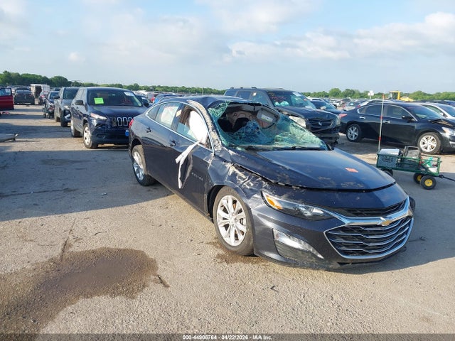 Salvage Chevrolet Malibu Image
