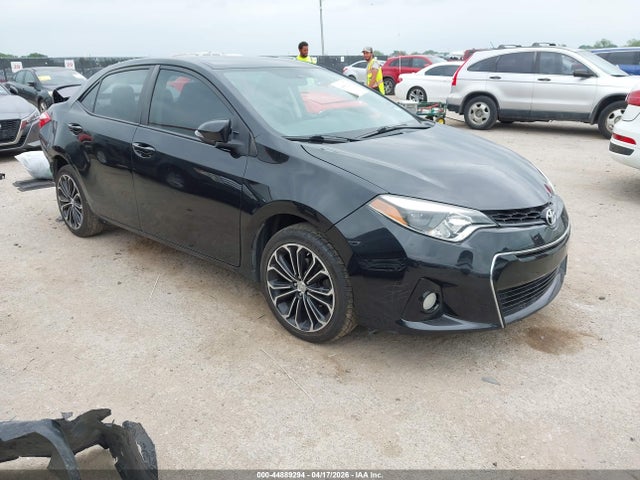 Salvage Toyota Corolla Image