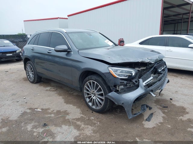 Salvage Mercedes-Benz GLC Image