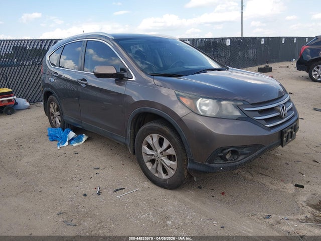Salvage Honda CR-V Image