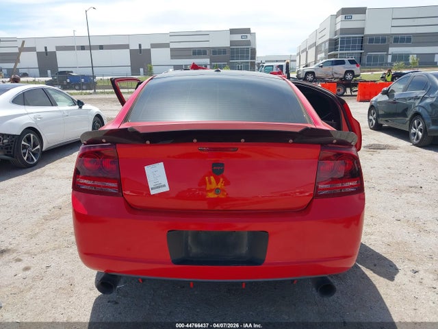 Dodge Charger Srt8