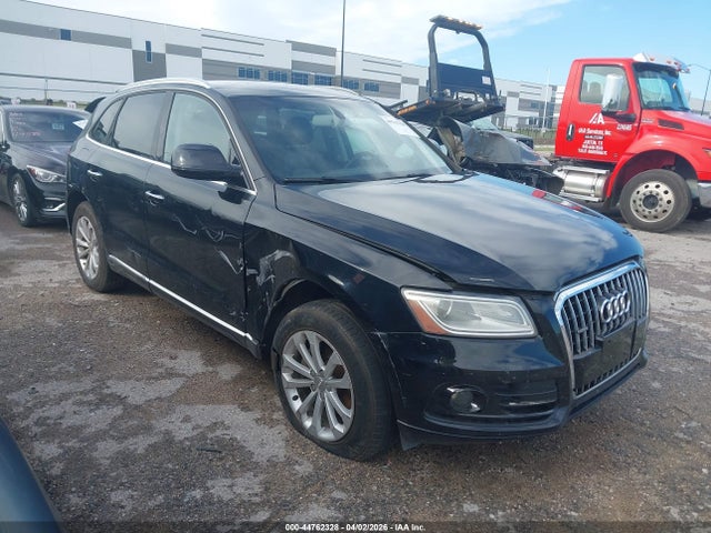 Salvage Audi Q5 Image