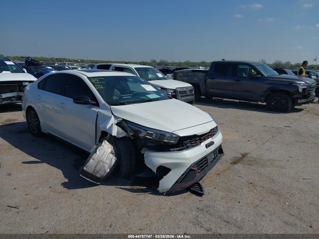 Salvage Kia Forte Image