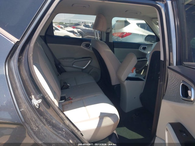 Kia Soul Lx