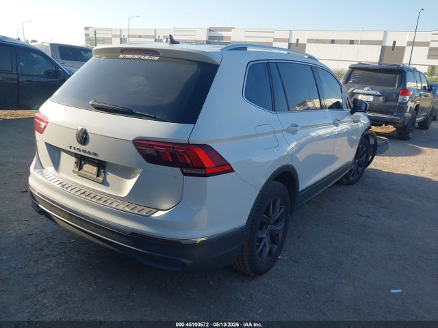 Volkswagen Tiguan 2.0t Se