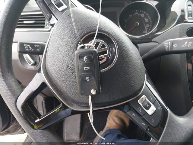 Volkswagen Jetta 2.0l Tdi S