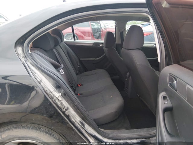 Volkswagen Jetta 2.0l Tdi S