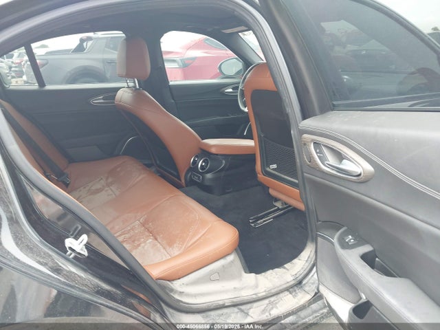 Alfa Romeo Giulia Ti Rwd