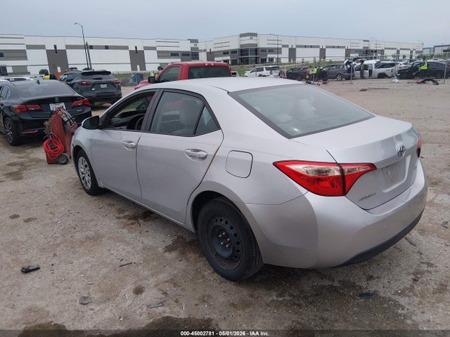 Toyota Corolla Le