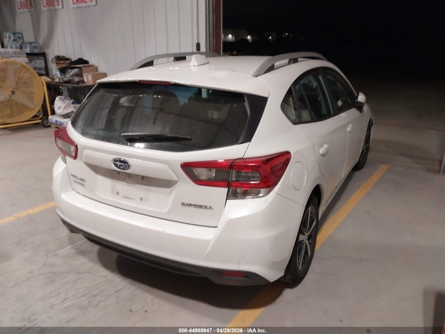Subaru Impreza Premium 5-door