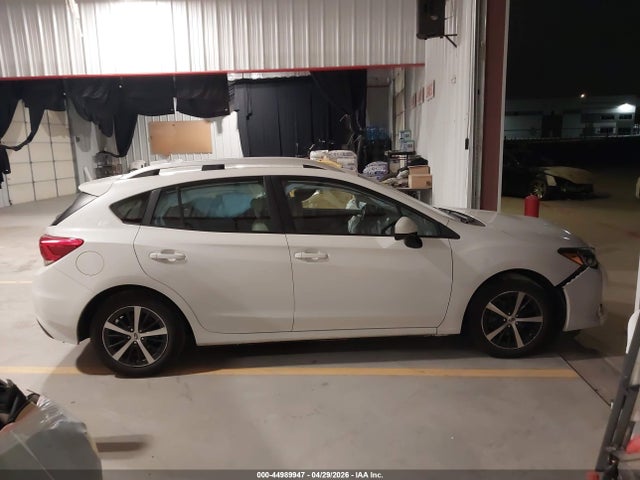 Subaru Impreza Premium 5-door