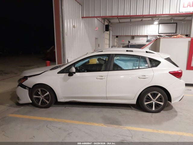 Subaru Impreza Premium 5-door