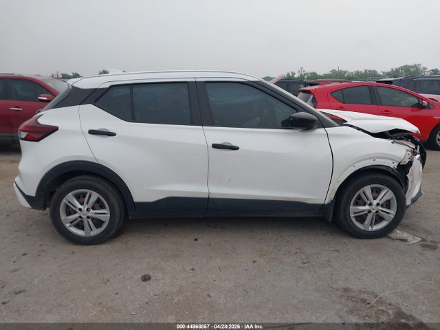 Nissan Kicks S Xtronic Cvt