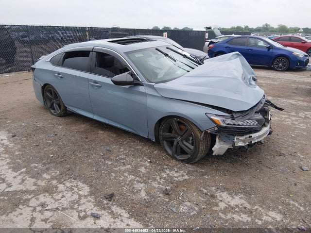 Salvage Honda Accord Image