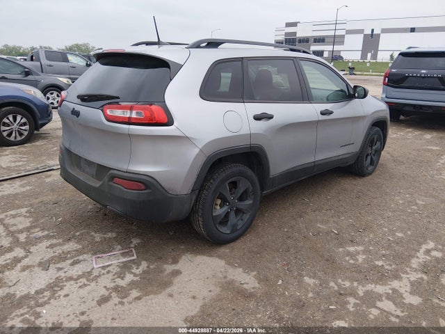 Jeep Cherokee Altitude Fwd
