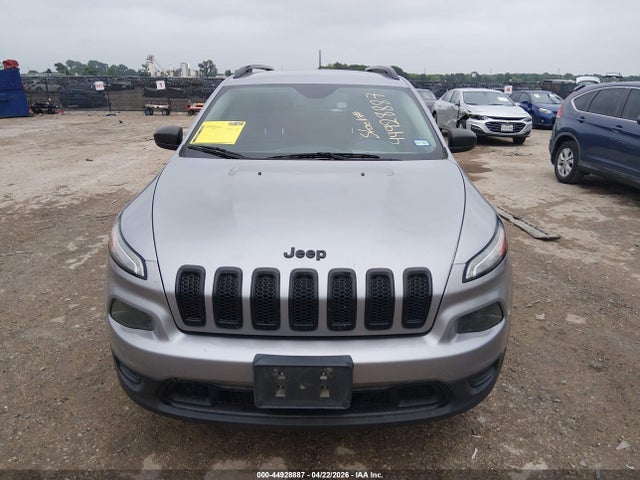 Jeep Cherokee Altitude Fwd