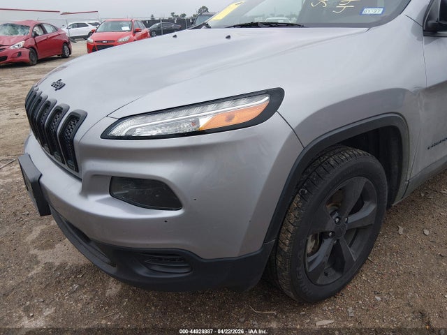 Jeep Cherokee Altitude Fwd