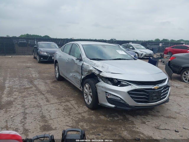 Salvage Chevrolet Malibu Image