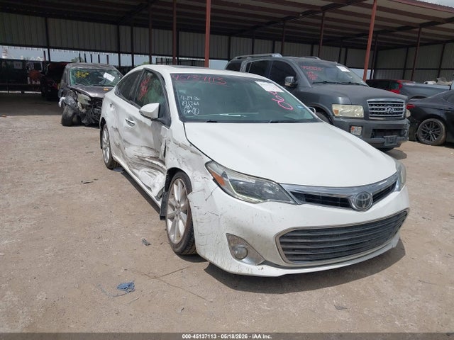 Salvage Toyota Avalon Image