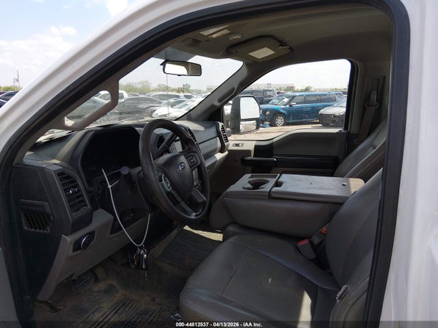 Ford F-250 Xl