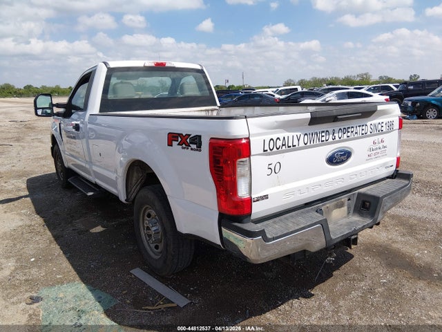 Ford F-250 Xl