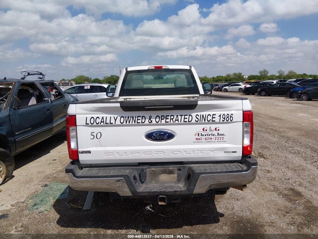 Ford F-250 Xl