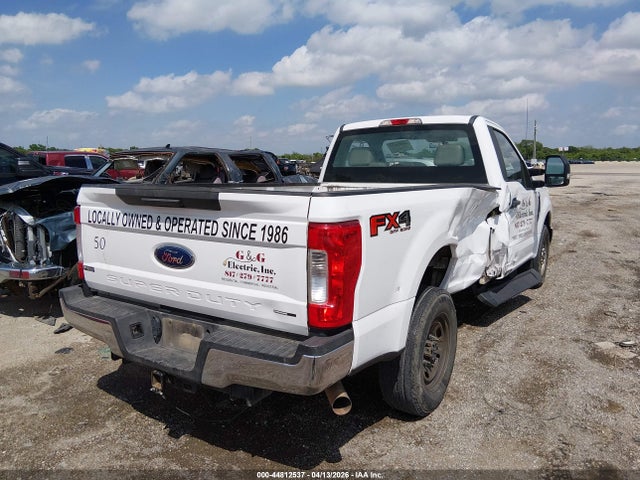 Ford F-250 Xl
