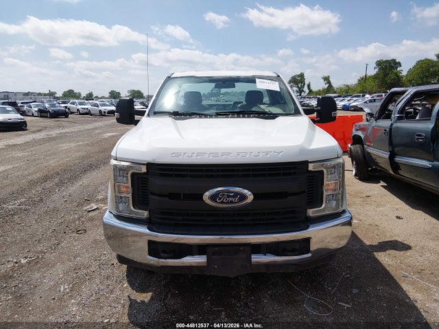Ford F-250 Xl