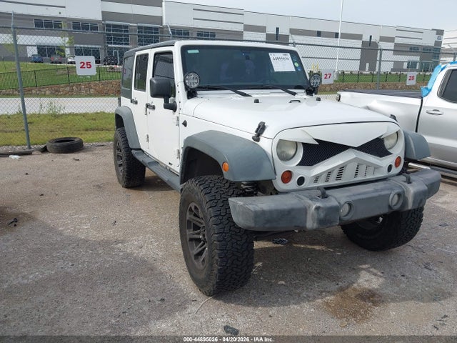 Salvage Jeep Wrangler Image
