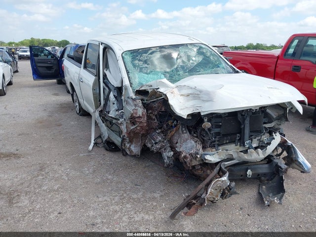 Salvage Nissan Titan Image