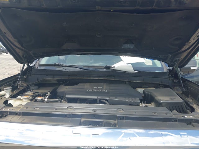 Nissan Titan Sv