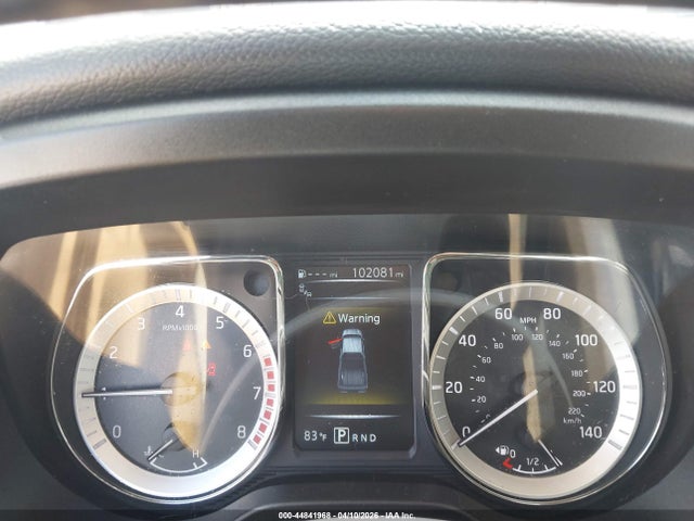 Nissan Titan Sv
