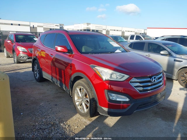 Salvage Hyundai SANTA FE Image