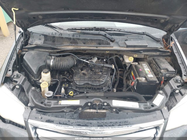 Chrysler Town & Country Touring