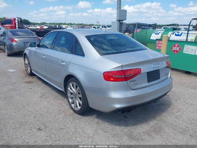 Audi A4 2.0t Premium