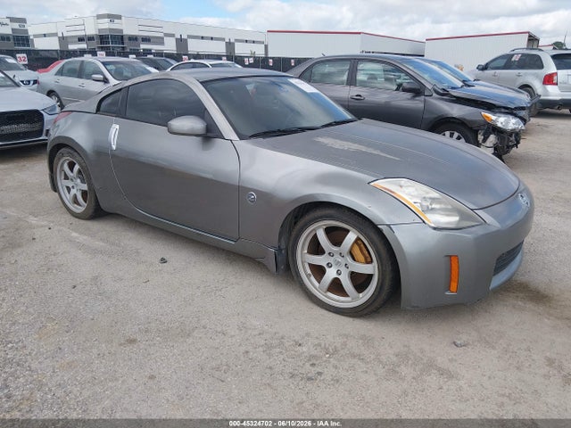 Salvage Nissan 350Z Image