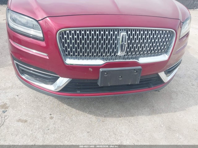 Lincoln Nautilus Select