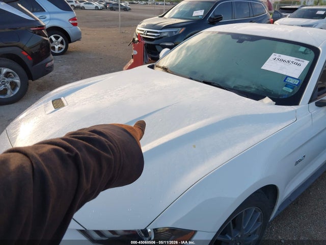 Ford Mustang Gt Premium