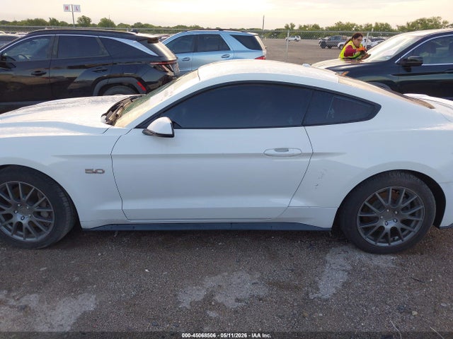 Ford Mustang Gt Premium