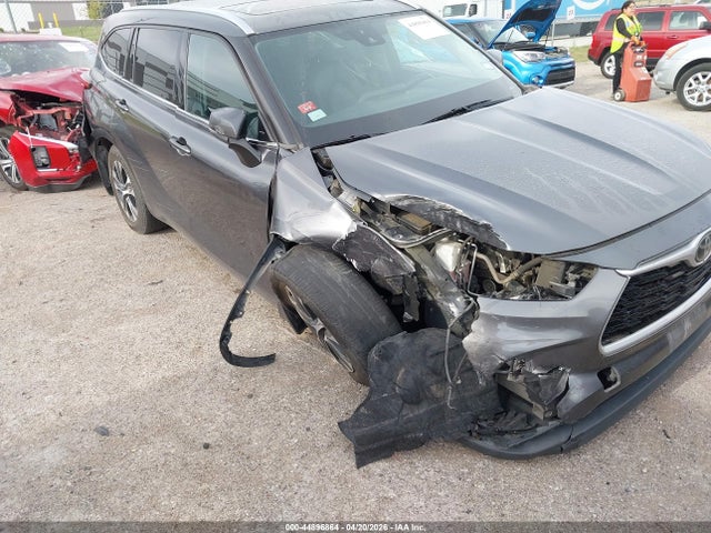 Toyota Highlander Xle