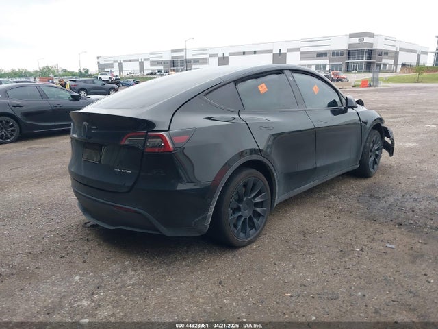Tesla Model Y Long Range Dual Motor All-wheel Drive