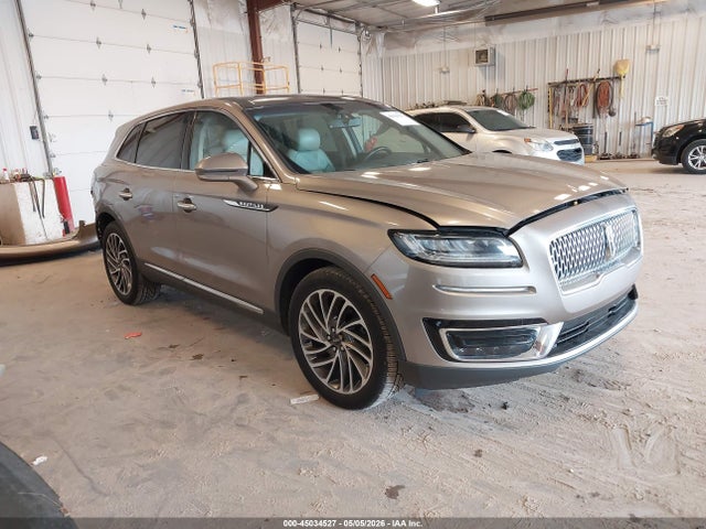 Salvage Lincoln Nautilus Image