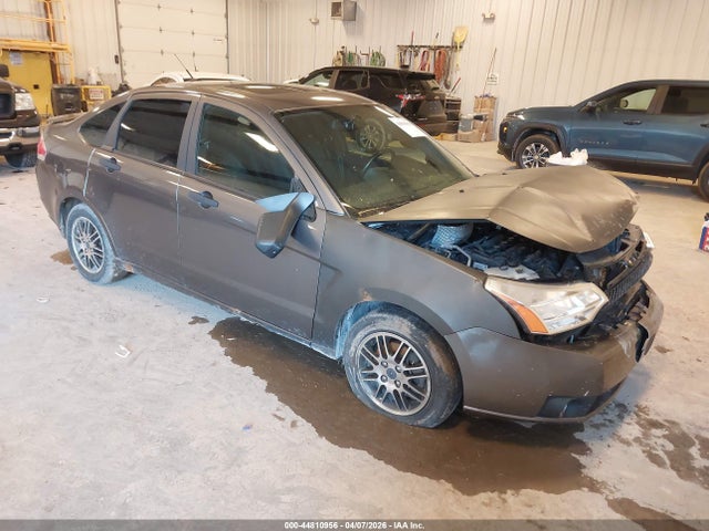 Salvage Ford Focus Image