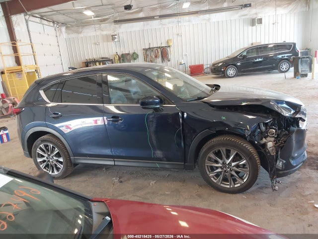 Mazda Cx Signature