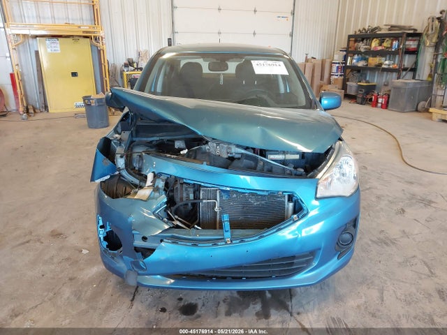 Mitsubishi Mirage Es