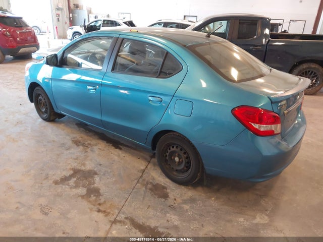 Mitsubishi Mirage Es