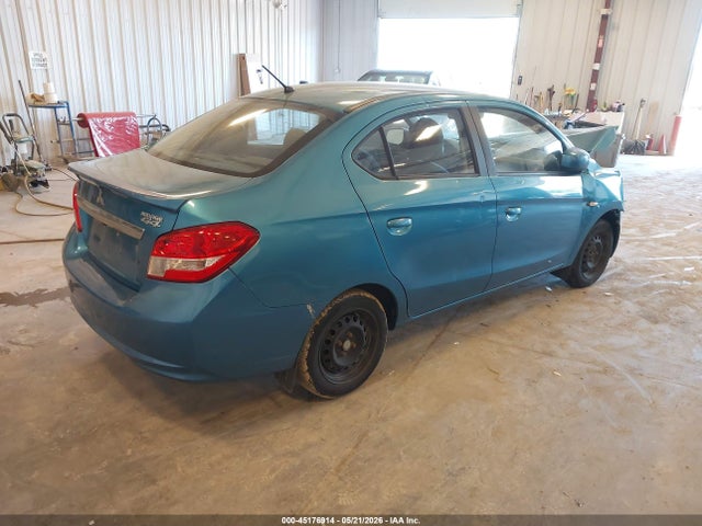 Mitsubishi Mirage Es