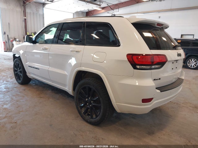 Jeep Grand Cherokee Altitude 4x4