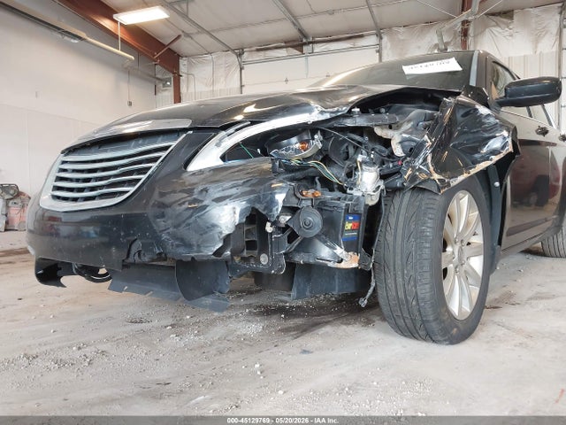 Chrysler 200 Touring