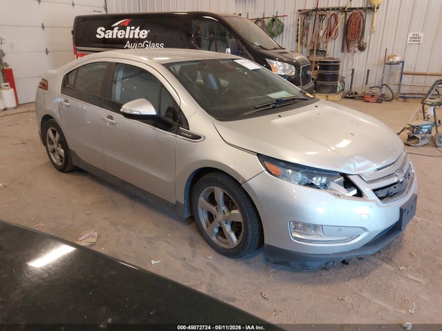 Salvage Chevrolet Volt Image
